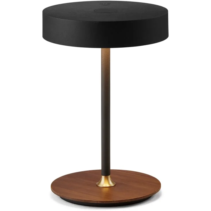 Halo Design On The Move oppladbar bordlampe, svart | 745777 Halo Design On The Move oppladbar bordlampe, svart | 745777